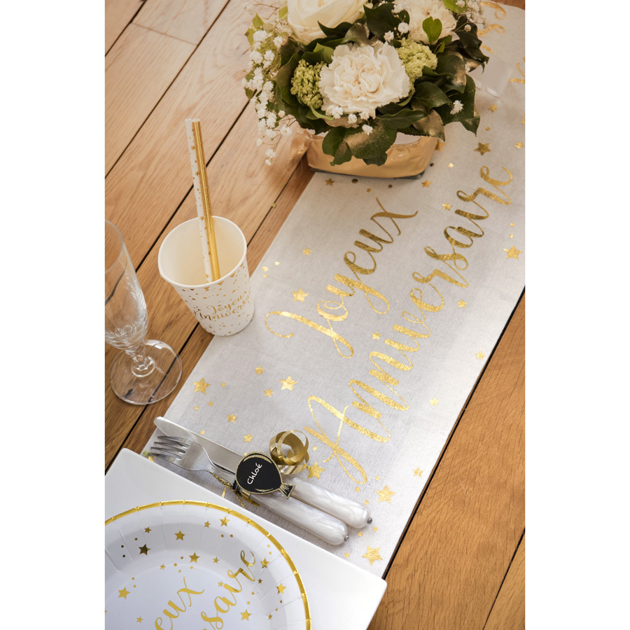 Chemin de table 18 ans, décoration de table anniversaire blanc et or